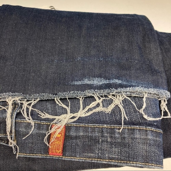 𝅺7 FOR ALL MANKIND Sz 29 Relaxed Distressed  Hem Button Fly Jeans - Picture 9 of 9